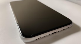 Fair
													Apple iPhone Xr - Unlocked, White, 64 GB, A1984, photo 4 of 9