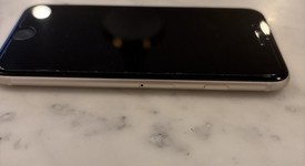 Mint
													Apple iPhone SE 3rd Gen 2022 - Unlocked, Starlight, 64 GB, A2595, photo 5 of 7