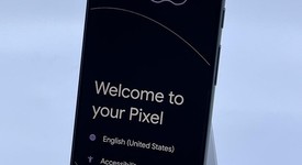 Mint
													Google Pixel 8 - T-Mobile, Obsidian, 128 GB, 8 GB, G9BQD, Sub-6 5G, photo 1 of 9