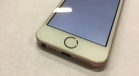Good
													Apple iPhone SE 1st Gen 2016 - AT&T, Rose Gold, 16 GB, A1662, photo 3 of 13
