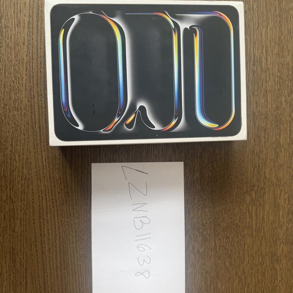 Apple iPad Pro 11 inch (M4) 2024 - T-Mobile, 256 GB, Black, 8 GB, A2837, Standard Glass