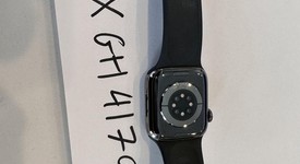Good
													Apple Watch Series 7 41mm - Unlocked, Graphite, A2475 - Cellular, Stainless, photo 5 of 6