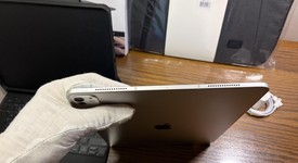 Mint
													Apple iPad Pro 13" (M4) 2024 - Unlocked, Silver, 2 TB, 16 GB, A2926, Standard Glass, photo 5 of 9