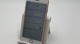Good
													Apple iPhone 8 - Xfinity, Gold, 64 GB, A1863, photo 3 of 10