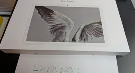 New
													Google Pixel Tablet 11" - Wi-Fi, Porcelain, 256 GB, 8 GB, NO Dock, photo 4 of 4