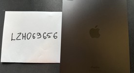 Mint
													Apple iPad Pro 11" (M4) 2024 - Unlocked, Black, 256 GB, 8 GB, A2837, Standard Glass, photo 2 of 10