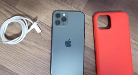 Good
													Apple iPhone 11 Pro - Unlocked, Green, 256 GB, A2160, photo 2 of 11