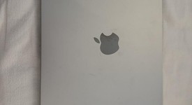 Good
													MacBook Air 2022 - 13" - Apple M2, Silver, 256 GB, 8 GB, photo 3 of 11
