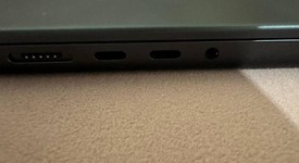 Good
													MacBook Pro Late 2023 (M3) - 14" - Apple M3 Max 16-core, Black, 2 TB, 48 GB, 40-core GPU, photo 5 of 12