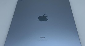 Mint
													Apple iPad Air 4th Gen - Unlocked, Sky Blue, 64 GB, A2324, photo 2 of 7