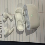 Used Apple AirPods Pro 2 - USB-C