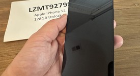 Good
													Apple iPhone 12 - Unlocked, Black, 128 GB, A2172, photo 4 of 4