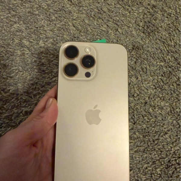 Apple iPhone 16 Pro Max - Unlocked, 1 TB, Natural, A3084