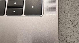 Good
													MacBook Pro 2018 (With Touch Bar) - 13" - I5, Gray, 512 GB, 16 GB, photo 5 of 7