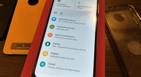 Mint
													Moto Z4 - Unlocked, White, 128 GB, 4 GB, photo 3 of 16