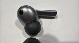 Used
													Samsung Galaxy Buds3 Pro - Silver, photo 5 of 9