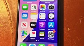 Good
													Apple iPhone SE 2nd Gen 2020 - Unlocked, Black, 64 GB, A2275, photo 2 of 5