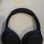 Used Sony WH-1000XM4 - Black