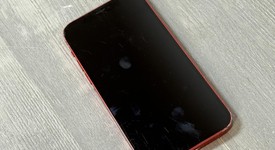 Fair
													Apple iPhone 12 - Unlocked, Red, 128 GB, A2172, photo 5 of 10