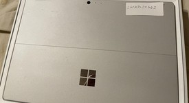 Good
													Microsoft Surface Pro 6 - Wi-Fi, Silver, 128 GB, 8 GB, photo 3 of 7