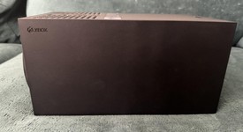 Mint
													Xbox Series X (2020) - Black, 1 TB, standard, photo 3 of 7