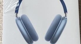 New
													Apple AirPods Max - Sky Blue, photo 4 of 4