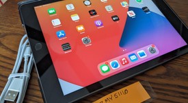 Good
													Apple iPad 5th Gen - Wi-Fi, Gray, 32 GB, A1822, photo 1 of 4