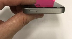 Good
													Apple iPhone SE 1st Gen 2016 - Verizon, Grey, 16 GB, A1662, photo 6 of 6