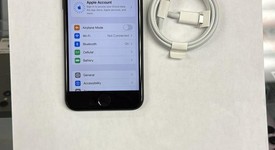 Mint
													Apple iPhone SE 3rd Gen 2022 - Unlocked, Midnight, 64 GB, A2595, photo 2 of 9