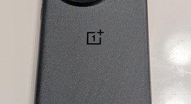 Mint
													OnePlus 13 - Unlocked, Black Eclipse, 512 GB, 16 GB, photo 4 of 8