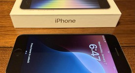 Good
													Apple iPhone SE 3rd Gen 2022 - Unlocked, Starlight, 128 GB, A2595, photo 3 of 7