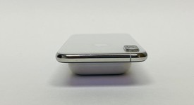 Good
													Apple iPhone Xs - Unlocked, Silver, 64 GB, A1920, photo 2 of 9