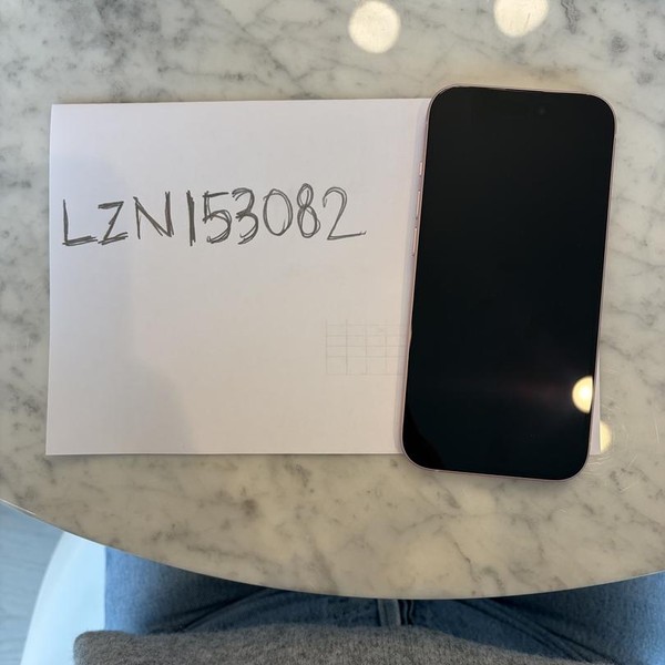 Apple iPhone 15 - Unlocked, 256 GB, Pink, A2846