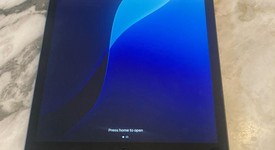 Good
													Apple iPad 9th Gen - Unlocked, Gray, 64 GB, A2603, photo 3 of 5