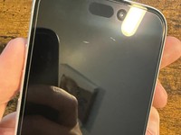 Apple iPhone 16