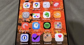 Mint
													Apple iPhone 16 Pro - Unlocked, Natural, 512 GB, A3083, photo 3 of 9