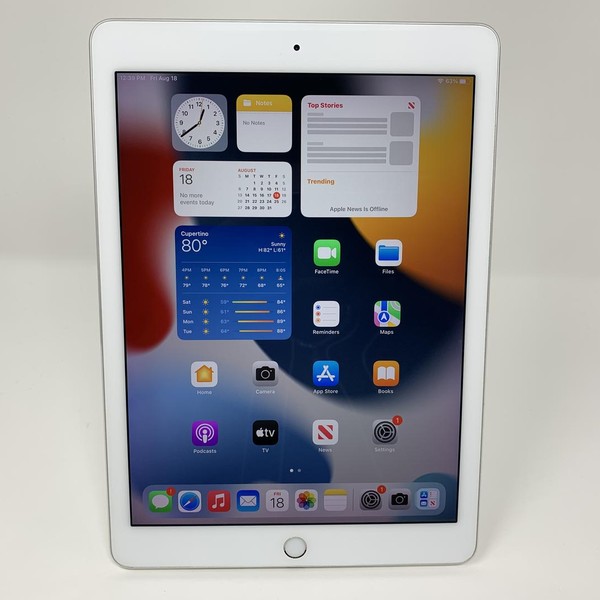 Apple iPad Pro 9.7 inch - Wi-Fi, 128 GB, Silver, A1673