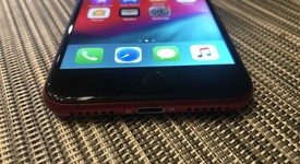 Good
													Apple iPhone 8 - Verizon, Red, 64 GB, A1863, photo 2 of 6