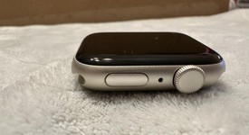 Mint
													Apple Watch SE 2nd Gen 44mm - Starlight, A2723 - GPS, Aluminum, photo 5 of 9