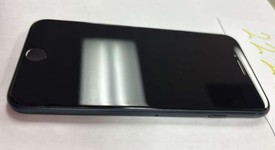 Mint
													Apple iPhone SE 3rd Gen 2022 - Unlocked, Midnight, 64 GB, A2595, photo 5 of 7