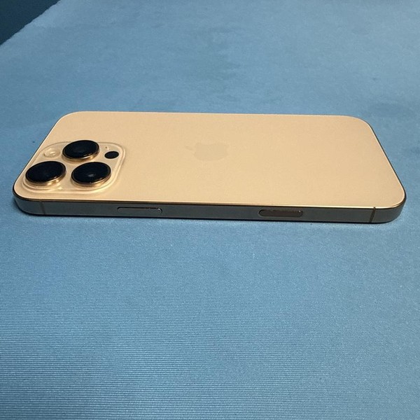 Apple iPhone 16 Pro Max - Unlocked, 256 GB, Desert, A3084