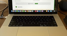 Mint
													MacBook Pro 2021 - 16" - Apple M1 Pro 10-core, Silver, 512 GB, 16 GB, photo 2 of 10