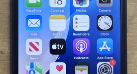 Fair
													Apple iPhone SE 3rd Gen 2022 - T-Mobile, Midnight, 64 GB, A2595, photo 1 of 11