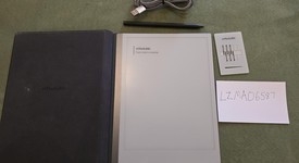 Mint
													reMarkable 2, photo 1 of 15