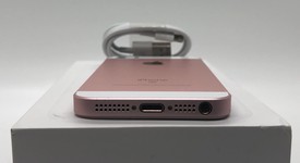 Good
													Apple iPhone SE 1st Gen 2016 - AT&T, Rose Gold, 16 GB, A1662, photo 4 of 11