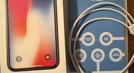 Good
													Apple iPhone X - Unlocked, Silver, 256 GB, A1901, GSM, photo 4 of 5