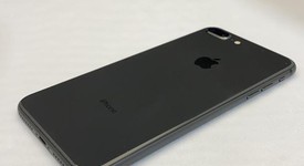 Good
													Apple iPhone 8 Plus - Unlocked, Gray, 64 GB, A1864, photo 4 of 7