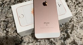 Good
													Apple iPhone SE 1st Gen 2016 - Unlocked, Rose Gold, 32 GB, A1662, photo 1 of 5