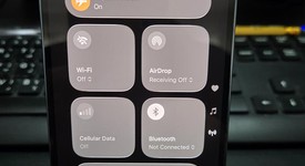 Fair
													Apple iPhone 14 Pro - Unlocked Non-US, Purple, 512 GB, A2889, photo 3 of 15