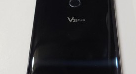 Good
													LG V35 ThinQ - AT&T, Black, 64 GB, photo 3 of 3